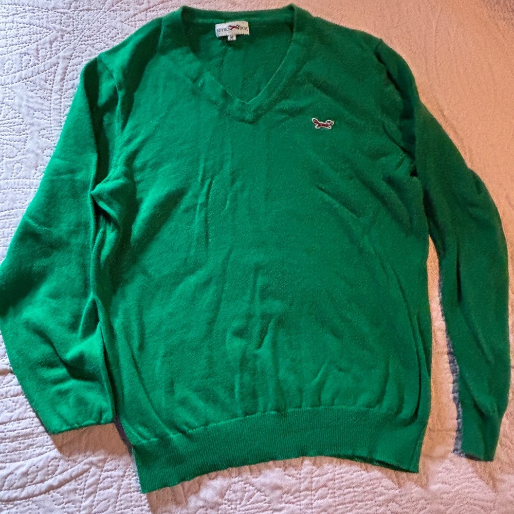 RETRO FOX Green V-Neck Sweater SIZE M